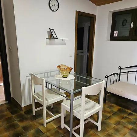 Lucija Apartament Makarska